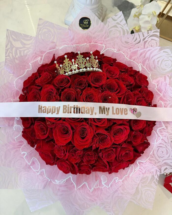 Royal Love Birthday Bouquet red, red roses, rounded bouquet 