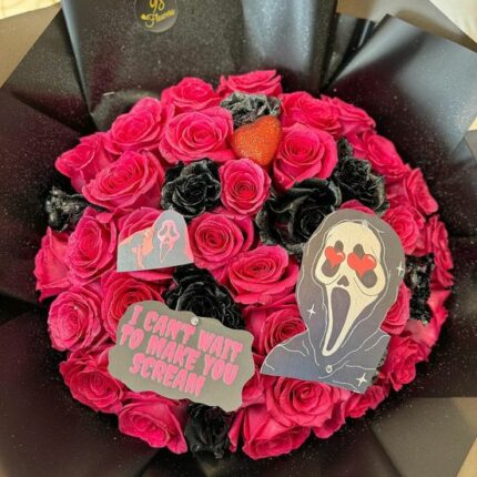 "Scream for Love" Halloween Rose Bouquet  