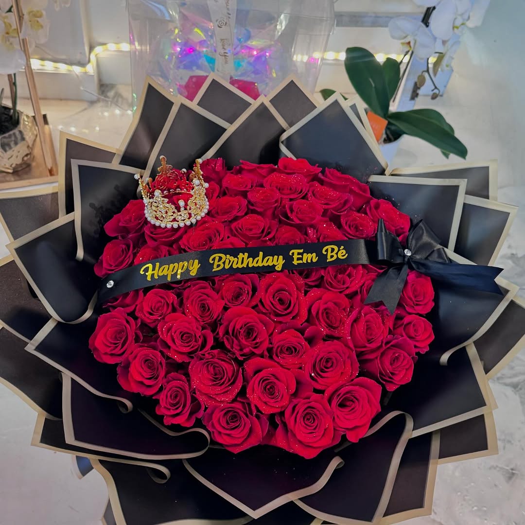 Majestic Red Roses Birthday Bouquet  