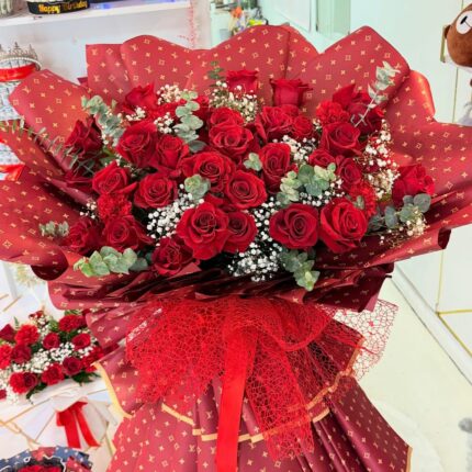 Grand Red Rose Luxury Bouquet   Grand Red Rose Luxury Bouquet