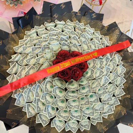 Chanel Luxe Money Bouquet   Chanel Luxe Money Bouquet