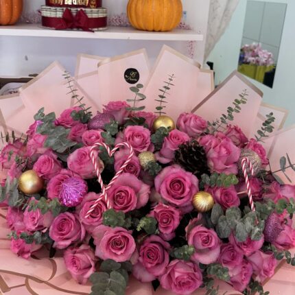 Pink Noel Grande Bouquet Pink Noel Grande Bouquet