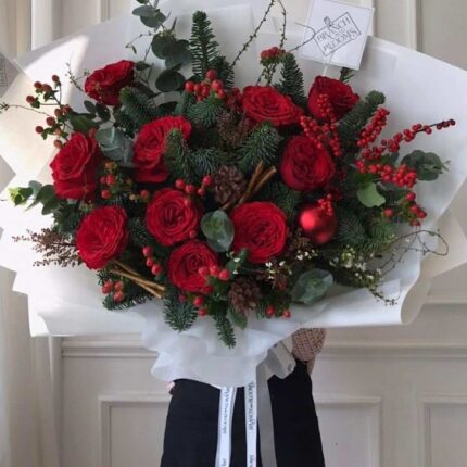 Crimson Noel BouquetCrimson Noel Bouquet  