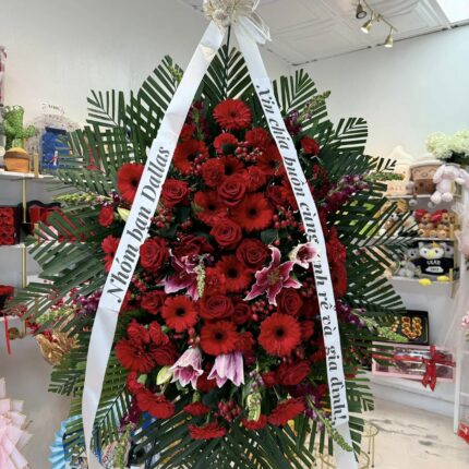 All Red Sympathy Standing Spray – Deep Love Funeral Flowers HoustonAll Red Sympathy Standing Spray – Deep Love Funeral Flowers Houston  