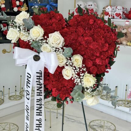 Luxury Red Heart Sympathy Wreath with White Roses – Premium Funeral Flowers Houston  